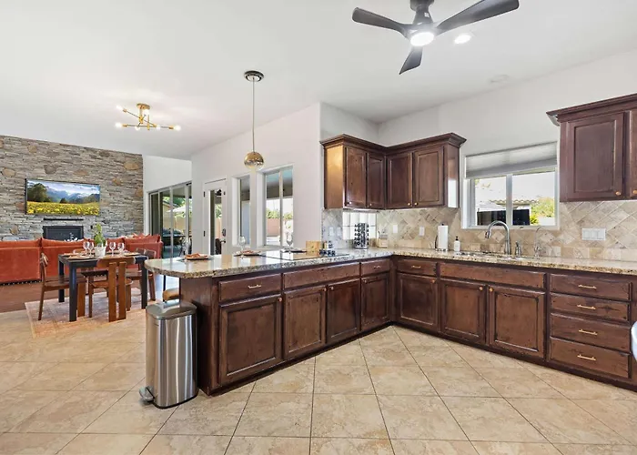 Luxury 6br Retreat - Pool Bbq Theater And Games Holiday home Mesa