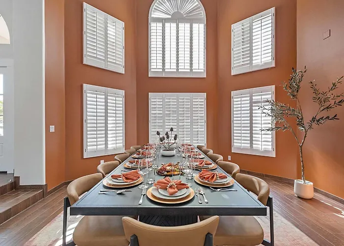 Luxury 6br Retreat - Pool Bbq Theater And Games Holiday home