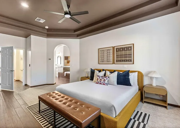 Luxury 6br Retreat - Pool Bbq Theater And Games * Mesa