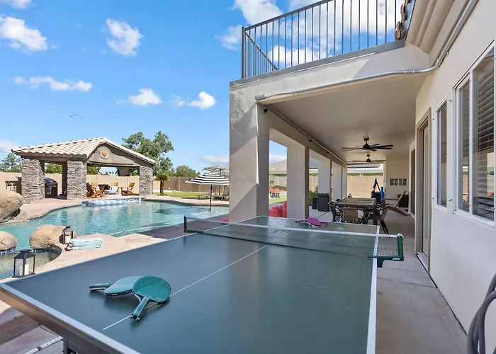 Luxury 6br Retreat - Pool Bbq Theater And Games Holiday home *