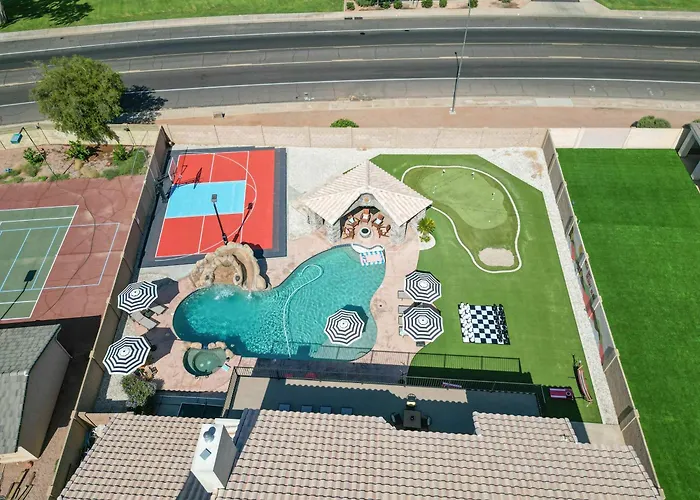 Luxury 6br Retreat - Pool Bbq Theater And Games